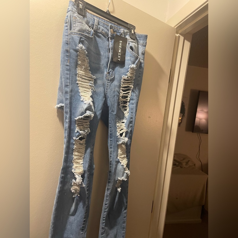 Ripped jeans